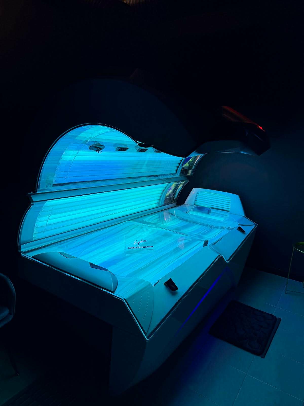 Ergoline Excellence 800 - łóżko opalające klasy premium